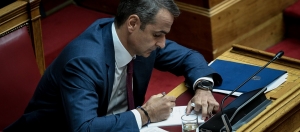 Σε... πανικό το Μαξίμου: Οι Έλληνες απαιτούν άμεση άρση του lockdown - Έντονη η φθορά της ΝΔ