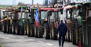 Μειοψηφία αγροτών τινάζει στον αέρα τον διάλογο – Ζητούσαν συνάντηση με τον Πρωθυπουργό και πρόσωπα ελεγχόμενα για παράνομες επιδοτήσεις