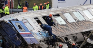 Σύγκρουση τρένων στα Τέμπη: Νέα πρόσωπα στο κάδρο των ερευνών μετά την προφυλάκιση του σταθμάρχη