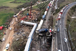 Τέμπη: Ελεύθερη με περιοριστικούς όρους η πρόεδρος της ΡΑΣ μετά την απολογία της