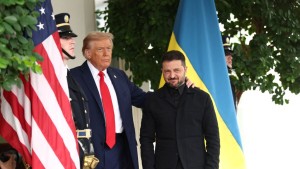 Ν.Τραμπ για Β.Ζελένσκι: «Πρέπει να είναι ευέλικτος – Ο Β.Πούτιν μπορεί να μη θέλει να φτάσει σε συμφωνία»