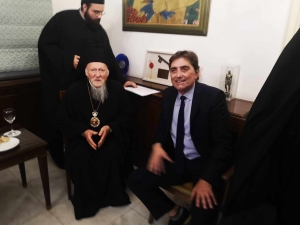 Συνάντηση του Κώστα Καρπέτα, με τον Οικουμενικό Πατριάρχη κ.κ. Βαρθολομαίο