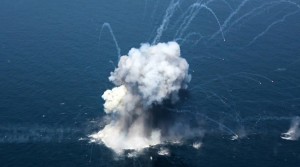 Το Ιράν έκλεισε ξανά τα Στενά του Ορμούζ γιατί το Ισραήλ «πάτησε» την συμφωνία και βομβαρδίζει τον Λίβανο