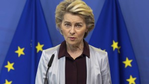 Ο.Φον ντερ Λάιεν μετά τη συνάντηση με Β.Ζελένσκι: «Η ΕΕ θα συνεχίζει να στηρίζει την Ουκρανία για όσο χρειαστεί»
