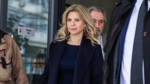 Μ.Καρυστιανού: «2.5 χρόνια ξανά θεατές στην παράσταση προκαταβολικής “αθώωσης” των υπόλογων υπουργών»