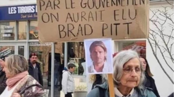 Έγινε viral συνταξιούχος στη Γαλλία: «Αν θέλαμε να μας γ@@@@ει η κυβέρνηση, θα είχαμε ψηφίσει τον Μπραντ Πιτ»