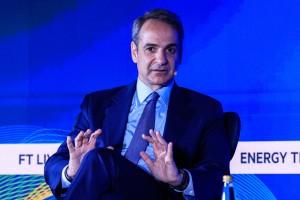 Μητσοτάκης: «Οι τιμές στο ρεύμα θα συνεχίσουν να μειώνονται όσο προσθέτουμε ΑΠΕ στο ενεργειακό μείγμα»