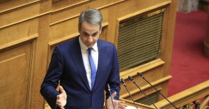 Βουλή: Ποια είναι τα τέσσερα άρθρα που πρότεινε για αναθεώρηση ο Κυριάκος Μητσοτάκης