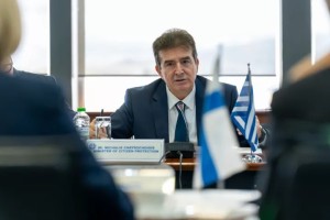Μ. Χρυσοχοΐδης: Μόνο η σύλληψη αξίζει στους κουκουλοφόρους - Ο νόμος του 2021 δεν έχει εφαρμοστεί από τα πανεπιστήμια