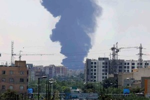 Ισραήλ: Έδωσε εντολή να εκκενωθούν περιοχές γύρω από στρατιωτικές εγκαταστάσεις στην Τεχεράνη