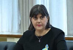 Αν στην κυβέρνηση νομίζουν ότι ξεμπέρδεψαν με την Λάουρα Κοβέσι είναι γελασμένοι…