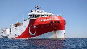 Σε επιφυλακη ΠΝ &amp; ΠΑ Οι Τούρκοι έβγαλαν το Oruc Reis: Πού κάνει έρευνες