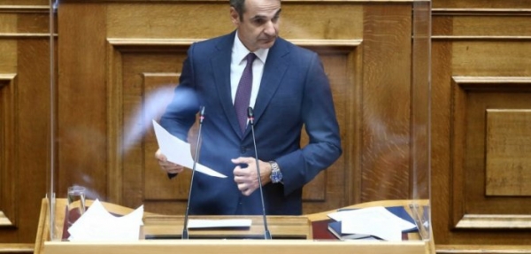 Μητσοτάκης στην Βουλή: Εφάπαξ σε όλους τους συνταξιούχους τα αναδρομικά!