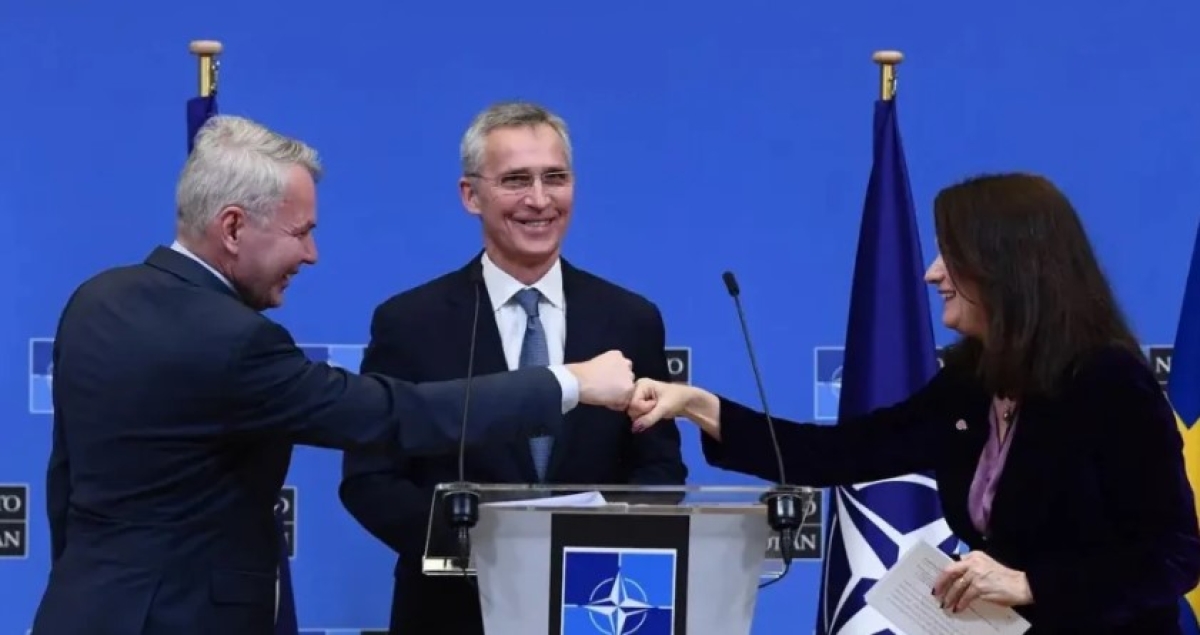 Φινλανδία: Απειλή η ένταξή της στο ΝΑΤΟ, θα μας αναγκάσει σε αντίποινα, λέει ο Πεσκόφ-Το σχόλιο του Ζελένσκι