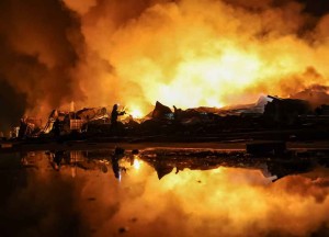 Η Ρωσία χτύπησε και κατέστρεψε γερμανικά εργοστάσια μέσα στο Κίεβο (βίντεο)