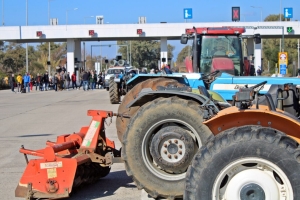 «Όχι» Χρυσοχοΐδη για την κάθοδο των αγροτών με τρακτέρ στην Αθήνα