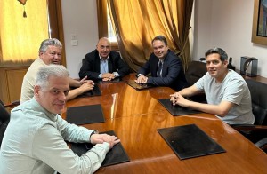 Συνάντηση Θανάση Παπαθανάση με τον Δήμαρχο Ναυπακτίας – Στο επίκεντρο η ανάπτυξη και η καθημερινότητα της περιοχής