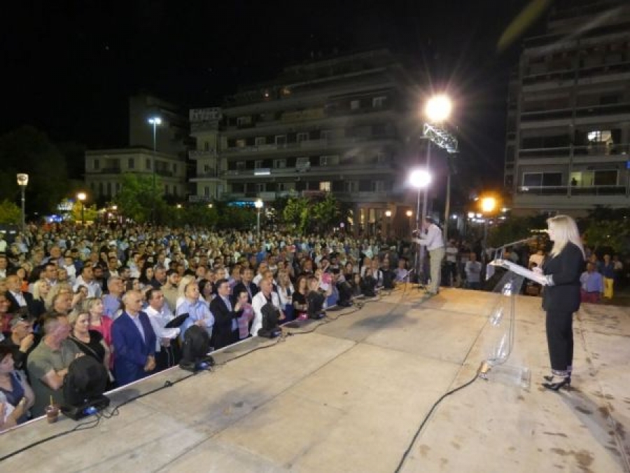 Χριστίνα Σταρακά: «Η νίκη είναι δική μας. Θα είμαι Δήμαρχος όλων των Αγρινιωτών»