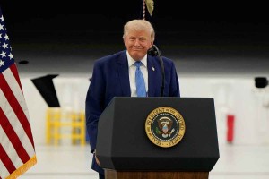 CNN: «Νέα στρατηγική Ν.Τραμπ για το Ιράν – Από την «παράδοση» στη μάχη για το πετρέλαιο»
