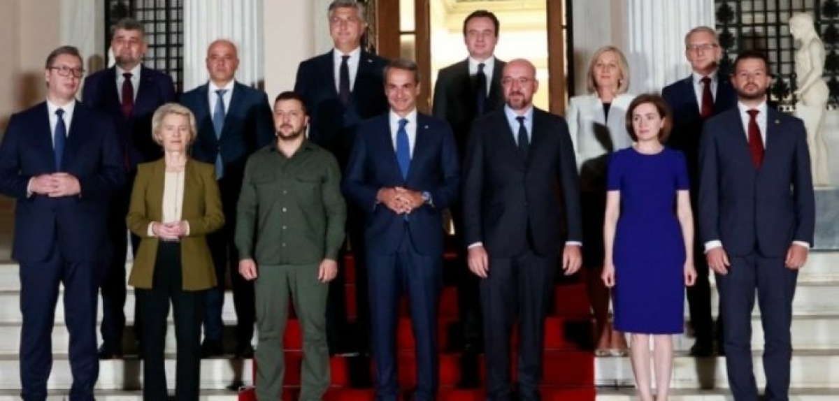 Η Αλβανία που αγνοεί… τον ηγετικό ρόλο της Ελλάδας