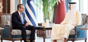 Ενίσχυση της διμερούς συνεργασίας με το Κατάρ συμφώνησαν Κ. Μητσοτάκης και Αλ Θάνι