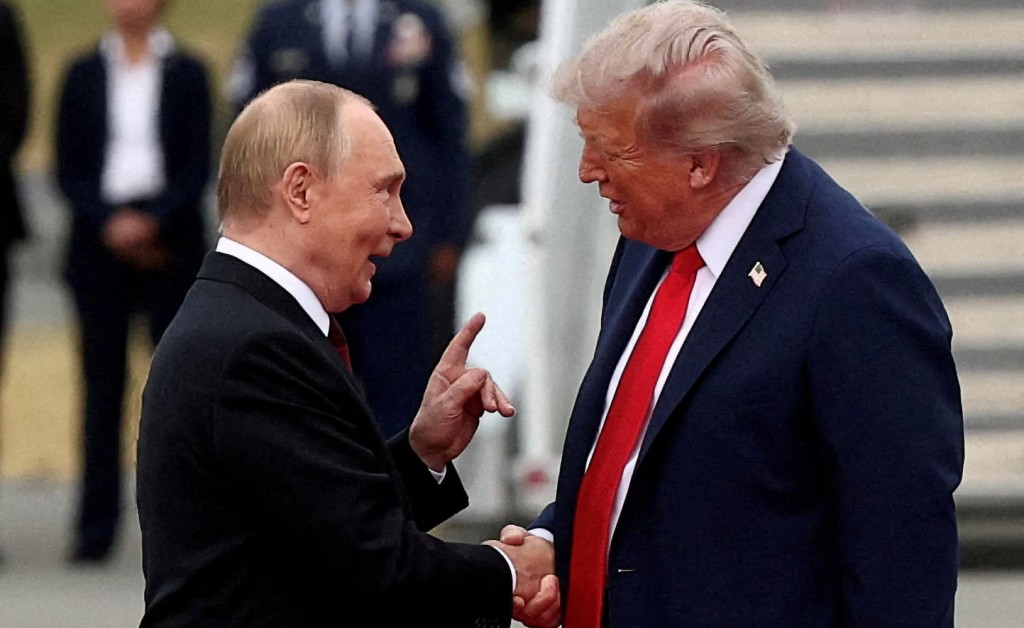 Ο Ν.Τραμπ προσκάλεσε τον Β.Πούτιν να συμμετάσχει στο Συμβούλιο Ειρήνης για την Γάζα!